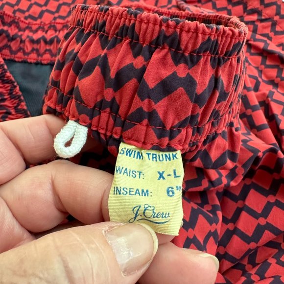 J Crew Swim Trunk 6" inseam Red Navy Print XL Beach Pool Preppy Vacation #AH834 - Picture 3 of 11